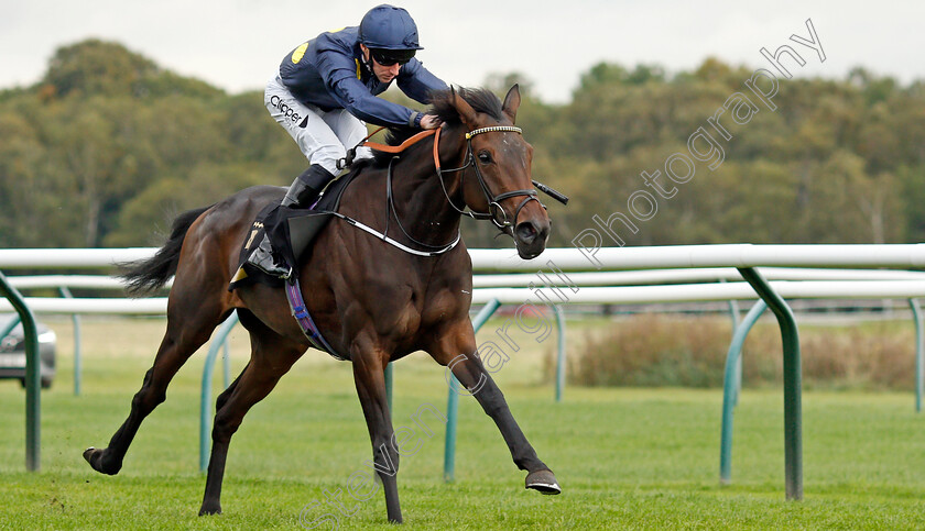 Cet-Horizon-0003 
 CET HORIZON (Daniel Tudhope) wins The British EBF Maiden Fillies Stakes
Nottingham 13 Oct 2021 - Pic Steven Cargill / Racingfotos.com