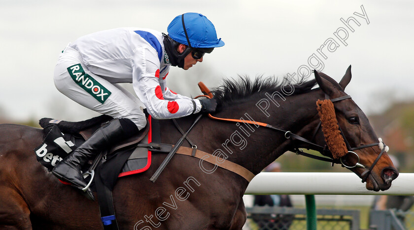 Clan-Des-Obeaux-0011 
 CLAN DES OBEAUX (Harry Cobden) wins The Betway Bowl Chase
Aintree 8 Apr 2021 - Pic Steven Cargill / Racingfotos.com