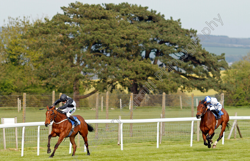 Chivers-0001 
 CHIVERS (Joshua Bryan) wins The Sharp's Doom Bar Handicap Div2 Salisbury 30 Apr 2018 - Pic Steven Cargill / Racingfotos.com