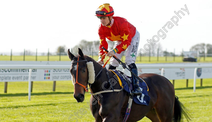 Shani-0001 
 SHANI (Kieran O'Neill) 
Bath 16 Oct 2019 - Pic Steven Cargill / Racingfotos.com