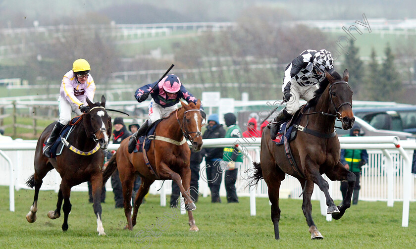 Drovers-Lane-0001 
 DROVERS LANE (Sean Bowen) wins The Ryman Novices Chase
Cheltenham 15 Dec 2018 - Pic Steven Cargill / Racingfotos.com