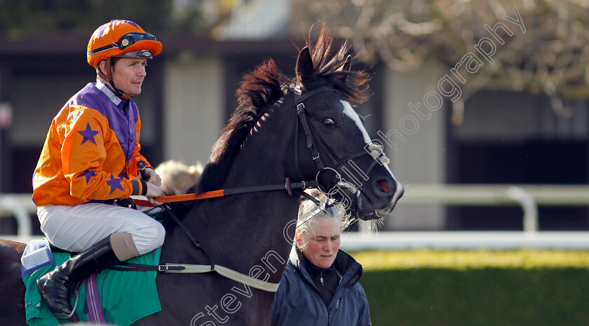 Naval-Commander-0001 
 NAVAL COMMANDER (Kieran O'Neill)
Kempton 10 Apr 2023 - Pic Steven Cargill / Racingfotos.com