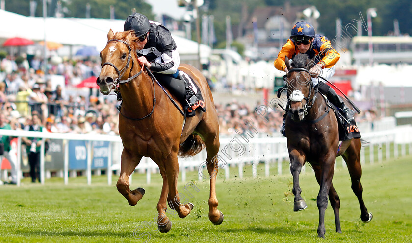 Legend-Of-Xanadu-0004 
 LEGEND OF XANADU (William Buick) beats SELF PRAISE (right) in The Cazoo Woodcote British EBF Stakes
Epsom 3 Jun 2022 - Pic Steven Cargill / Racingfotos.com