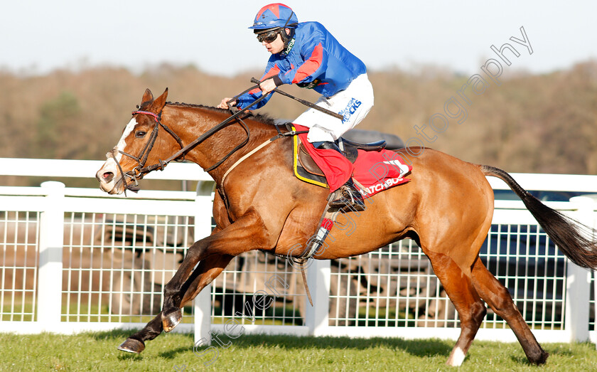 Townshend-0003 
 TOWNSHEND (Jamie Nield) wins The Matchbook Amateur Riders Handicap Chase
Ascot 18 Jan 2020 - Pic Steven Cargill / Racingfotos.com