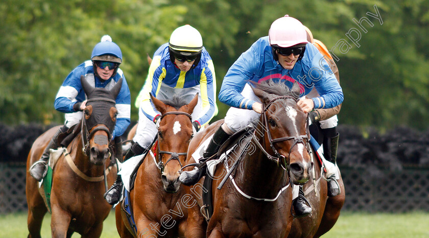 Repeat-Repeat-0005 
 SPORTSWEAR (left, Gerard Galligan) chases leader REPEAT REPEAT, 3 from home in The Green Pastures Hurdle
Percy Warner Park, Nashville Tennessee USA, 11 May 2019 - Pic Steven Cargill / Raciongfotos.com