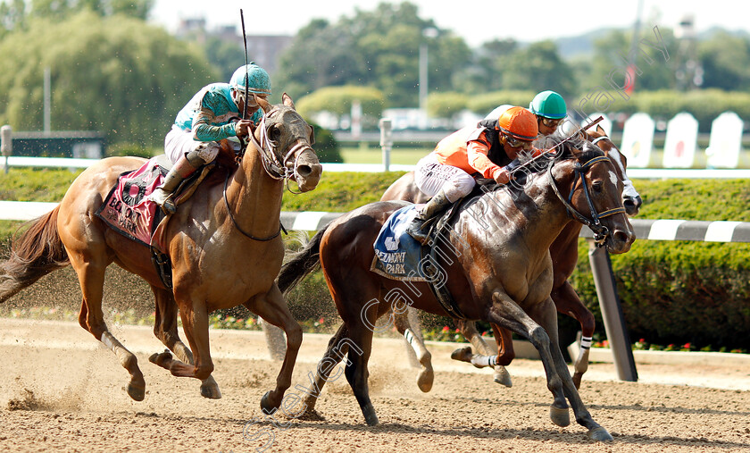 Imperial-Hint-0002 
 IMPERIAL HINT (right, Javier Castellano) beats WHITMORE (left) in The True North Stakes
Belmont Park 8 Jun 2018 - Pic Steven Cargill / Racingfotos.com