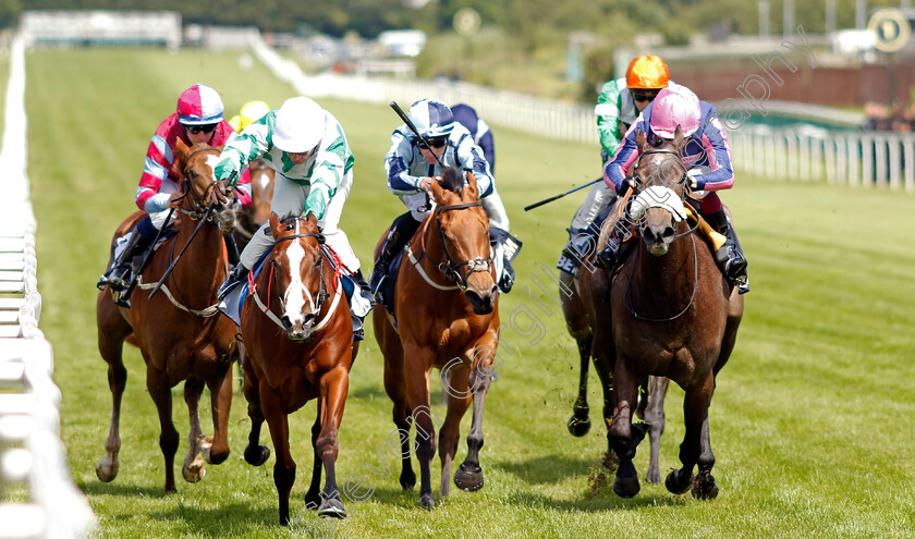 Adaay-In-Devon-0004 
 ADAAY IN DEVON (left, Silvestre de Sousa) beats FLORA OF BERMUDA (right) and NIGHTEYES (centre) in The Betmgm It's Showtime Scurry Stakes
Sandown 15 Jun 2024 - Pic Steven Cargill / Racingfotos.com