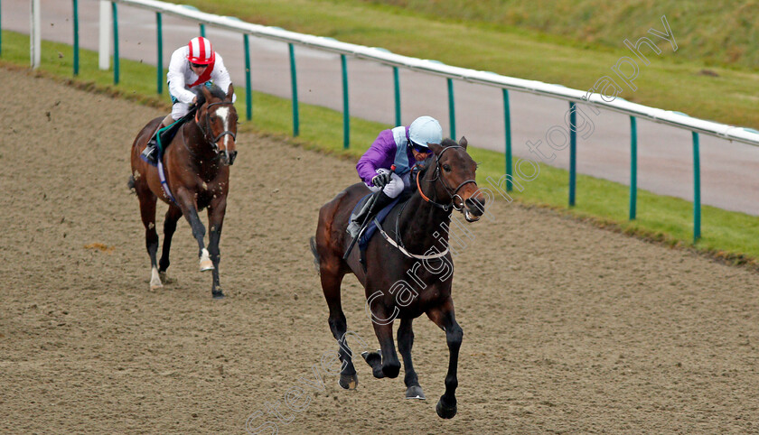 Dash-Of-Spice-0003 
 DASH OF SPICE (Sean Levey) wins The Betway Maiden Stakes Lingfield 13 Dec 2017 - Pic Steven Cargill / Racingfotos.com