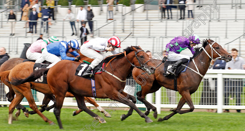 Lord-Bertie-0002 
 LORD BERTIE (farside, Jonny Peate) beats UNITED APPROACH (nearside) in The Ascot Iron Stand Membership Classified Stakes
Ascot 6 Sep 2024 - Pic Steven Cargill / Racingfotos.com