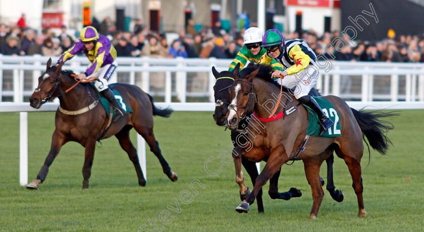 Lively-Citizen-0006 
 LIVELY CITIZEN (Archie Bellamy) wins The Catesby Handicap Hurdle
Cheltenham 10 Dec 2021 - Pic Steven Cargill / Racingfotos.com