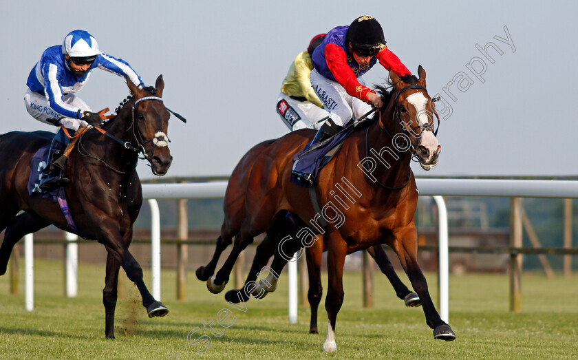 Tynwald-0006 
 TYNWALD (Luke Morris) wins The Sky Sports Racing HD Virgin 535 Novice Stakes
Bath 23 Jun 2021 - Pic Steven Cargill / Racingfotos.com