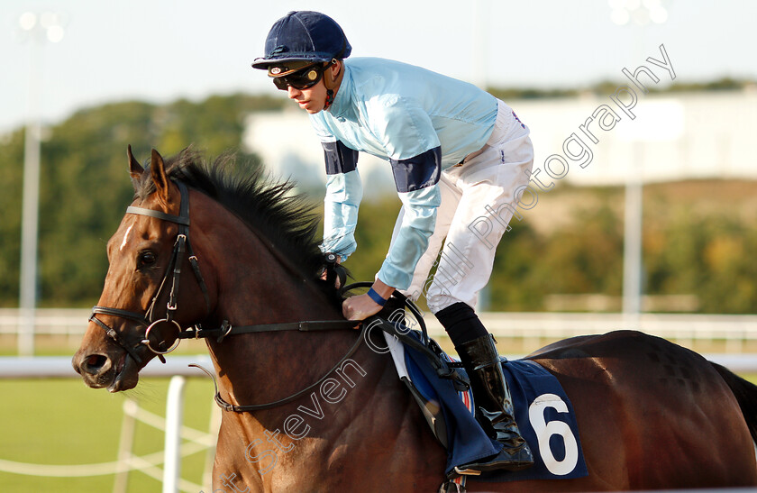 Luxor-0001 
 LUXOR (James Doyle) before winning The Hellermanntyon Fixings Maiden Stakes
Wolverhampton 5 Sep 2018 - Pic Steven Cargill / Racingfotos.com