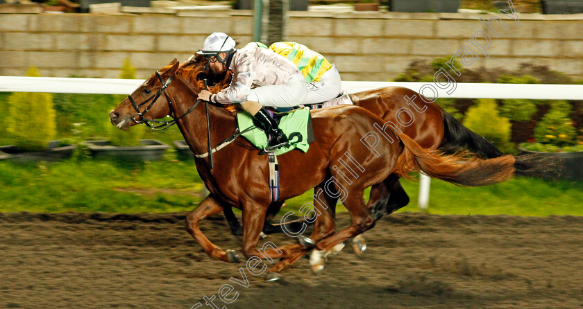 Marsabit-0005 
 MARSABIT (Richard Kingscote) wins The Try Our New Super Boosts At Unibet Nursery
Kempton 25 Nov 2020 - Pic Steven Cargill / Racingfotos.com