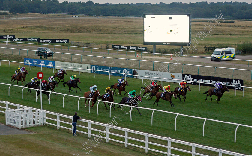 Tilsworth-Rose-0003 
 TILSWORTH ROSE (green, Thore Hammer Hansen) wins The Play 4 To Win At Betway Handicap
Lingfield 14 Aug 2020 - Pic Steven Cargill / Racingfotos.com