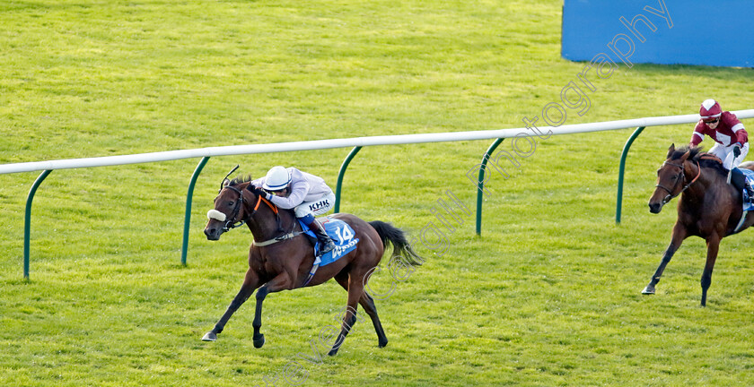 Run-For-Oscar-0006 
 RUN FOR OSCAR (David Egan) wins The Club Godolphin Cesarewitch Handicap
Newmarket 8 Oct 2022 - Pic Steven Cargill / Racingfotos.com