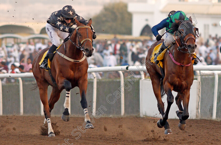 Cherkes-Pharoah-0003 
 CHERKES PHAROAH (right, Tadhg O'Shea) beats NEW DISCOVERY (left) in The Newbury Racecourse Maiden Jebel Ali 26 Jan 2018 - Pic Steven Cargill / Racingfotos.com