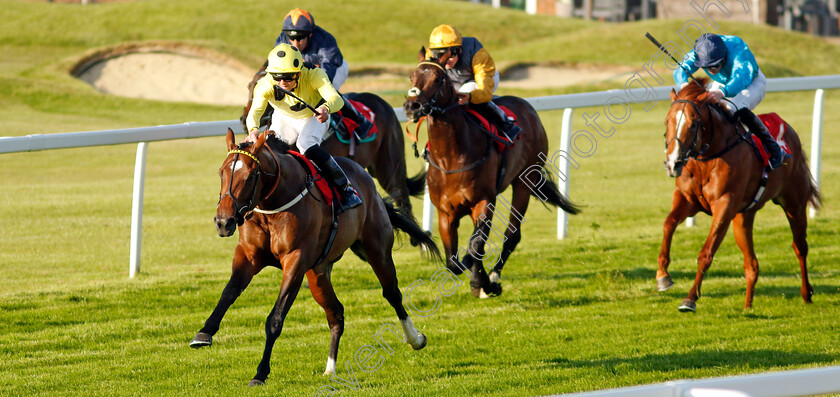 Elite-Status-0009 
 ELITE STATUS (Clifford Lee) wins The Racehorse Lotto National Stakes
Sandown 25 May 2023 - Pic Steven Cargill / Racingfotos.com