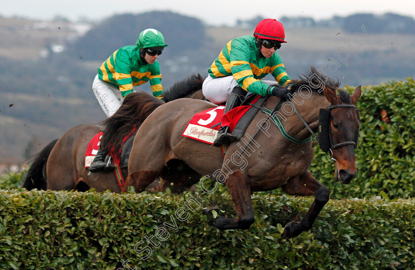 Cantlow-0001 
 CANTLOW (Donal McInerney) Cheltenham 15 Dec 2017 - Pic Steven Cargill / Racingfotos.com