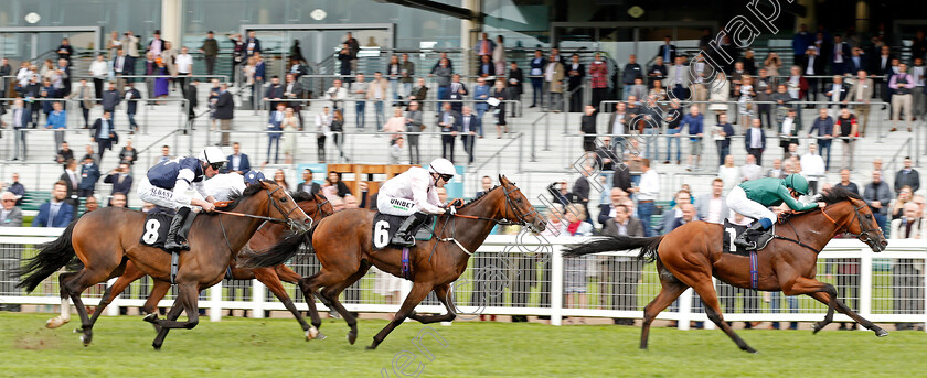 Riviera-Nights-0003 
 RIVIERA NIGHTS (William Buick) beats ARCHAEOLOGY (centre) and GOLDEN FORCE (left) in The Garden For All Seasons Handicap
Ascot 6 Sep 2019 - Pic Steven Cargill / Racingfotos.com