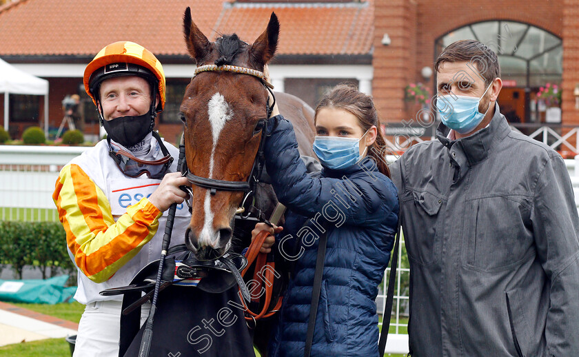 Entwine-0008 
 ENTWINE (Pat Cosgrave) with trainer Jim Boyle after The Watch And Bet At Mansionbet Fillies Novice Median Auction Stakes
Newmarket 21 Oct 2020 - Pic Steven Cargill / Racingfotos.com