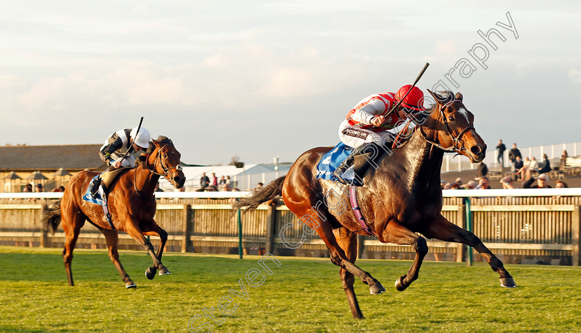 Chain-Of-Daisies-0001 
 CHAIN OF DAISIES (Harry Bentley) wins The Join Club Godolphin Pride Stakes Newmarket 13 Oct 2017 - Pic Steven Cargill / Racingfotos.com