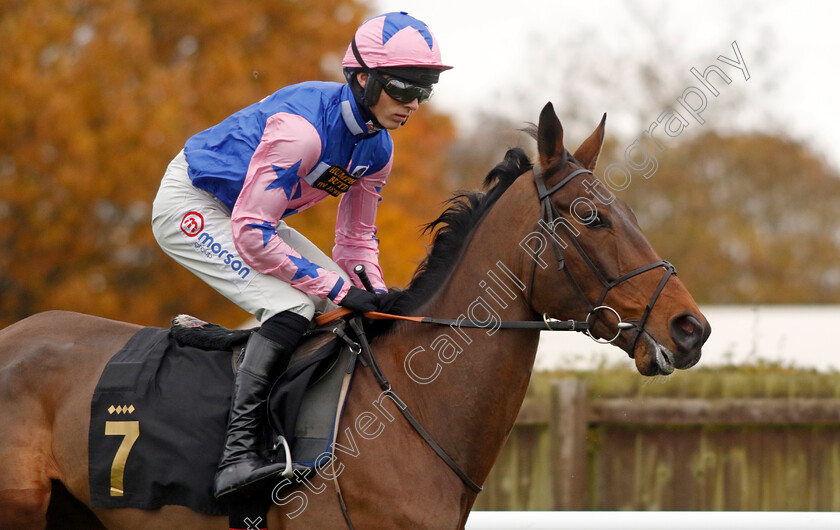 Luke-The-Drifter-0001 
 LUKE THE DRIFTER (Harry Cobden)
Warwick 22 Nov 2023 - Pic Steven Cargill / Racingfotos.com