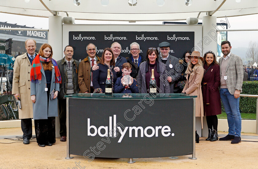 Protektorat-0004 
 Presentation to The Imperial Racing Partnership for The Ballymore Novices Hurdle won by IMPERIAL ALCAZAR
Cheltenham 1 Jan 2020 - Pic Steven Cargill / Racingfotos.com