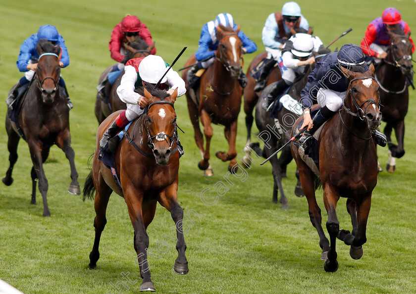 Without-Parole-0006 
 WITHOUT PAROLE (left, Frankie Dettori) beats GUSTAV KLIMT (right) in The St James's Palace Stakes
Royal Ascot 19 Jun 2018 - Pic Steven Cargill / Racingfotos.com