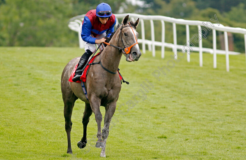 Bet-Me-0001 
 BET ME (Ryan Moore)
Sandown 21 Jul 2022 - Pic Steven Cargill / Racingfotos.com