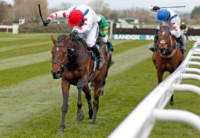 Protektorat-0003 
 PROTEKTORAT (Harry Skelton) wins The SSS Super Alloys Manifesto Novices Chase
Aintree 8 Apr 2021 - Pic Steven Cargill / Racingfotos.com