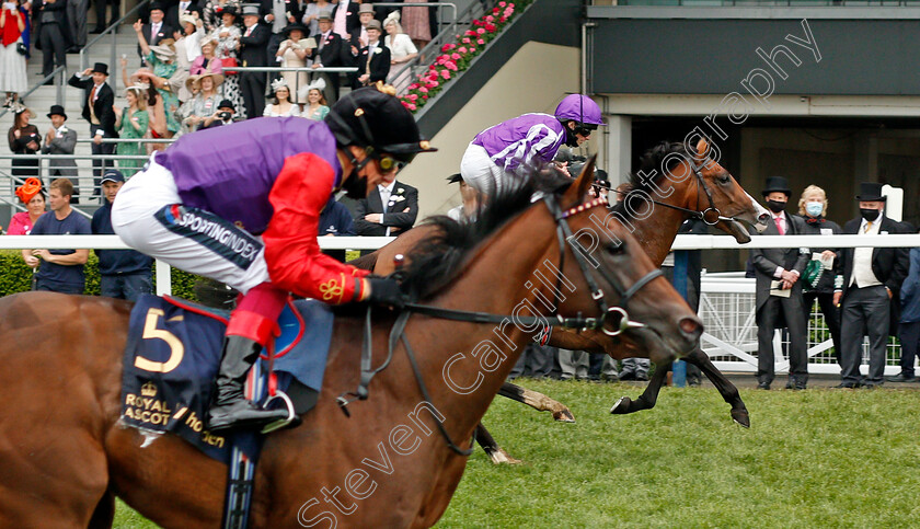 Point-Lonsdale-0006 
 POINT LONSDALE (Ryan Moore) wins The Chesham Stakes
Royal Ascot 19 Jun 2021 - Pic Steven Cargill / Racingfotos.com