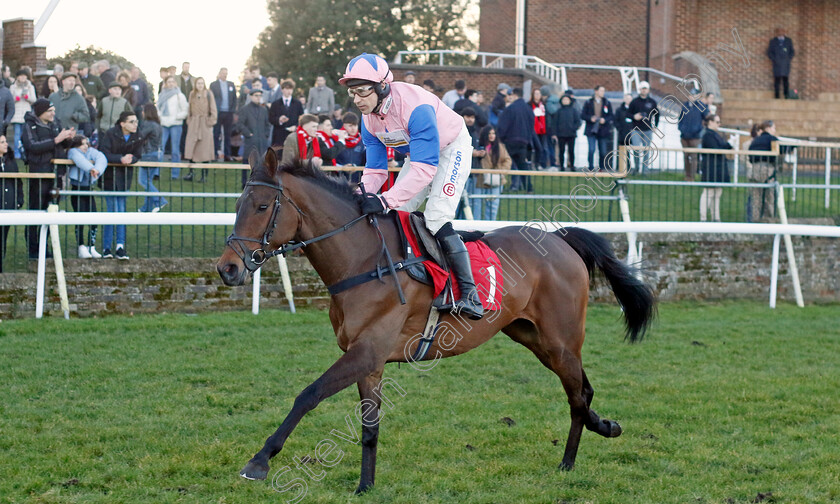 Moneygarrow-0001 
 MONEYGARROW (Harry Skelton)
Kempton 22 Feb 2025 - Pic Steven Cargill / Racingfotos.com