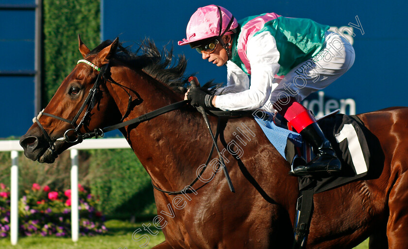 Sunray-Major-0004 
 SUNRAY MAJOR (Frankie Dettori) wins The Berkshire Search & Rescue Dogs Handicap
Ascot 1 Oct 2021 - Pic Steven Cargill / Racingfotos.com