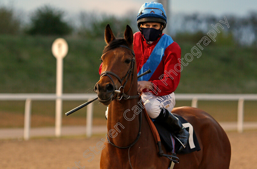 Moonlit-Night-0001 
 MOONLIT NIGHT (Ryan Moore)
Chelmsford 29 Apr 2021 - Pic Steven Cargill / Racingfotos.com