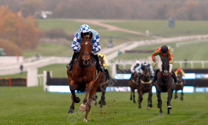 Bun-Doran-0001 
 BUN DORAN (Paddy Brennan) wins The BetVictor Handicap Chase
Cheltenham 16 Nov 2018 - Pic Steven Cargill / Racingfotos.com