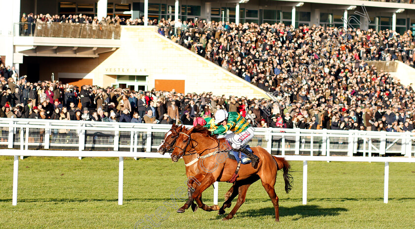 Yanworth-0001 
 YANWORTH (Barry Geraghty) wins The BetBright Dipper Novices Chase Cheltenham 1 Jan 2018 - Pic Steven Cargill / Racingfotos.com