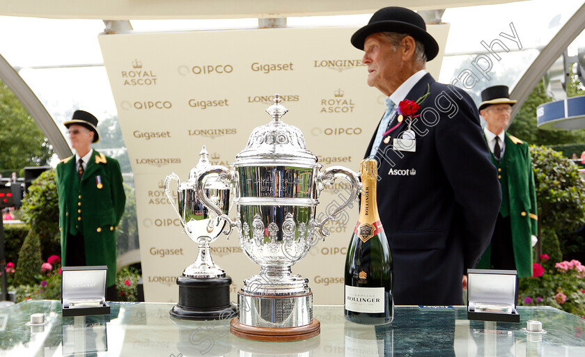 Trophies-St-James s-Palace-Stakes 
 Trophies for The St James's Palace Stakes
Royal Ascot 19 Jun 2018 - Pic Steven Cargill / Racingfotos.com