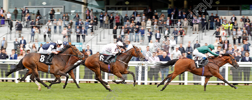 Riviera-Nights-0004 
 RIVIERA NIGHTS (William Buick) beats ARCHAEOLOGY (centre) and GOLDEN FORCE (left) in The Garden For All Seasons Handicap
Ascot 6 Sep 2019 - Pic Steven Cargill / Racingfotos.com