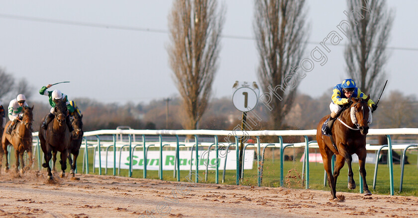 Angel-Palanas-0001 
 ANGEL PALANAS (Jonathan Fisher) wins The Follow Sun Racing On Twitter Handicap
Southwell 11 Dec 2018 - Pic Steven Cargill / Racingfotos.com