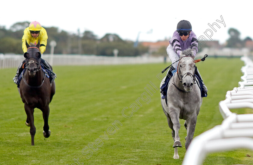 First-Folio-0004 
 FIRST FOLIO (Taylor Fisher) wins The National Horseracing Museum Supported By ARC Handicap
Yarmouth 15 Sep 2022 - Pic Steven Cargill / Racingfotos.com