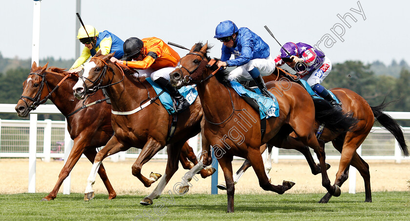 Speedo-Boy-0003 
 SPEEDO BOY (centre, James Doyle) beats ALQAMAR (right) and MANCINI (left) in The JGR Brown Jack Handicap
Ascot 27 Jul 2018 - Pic Steven Cargill / Racingfotos.com