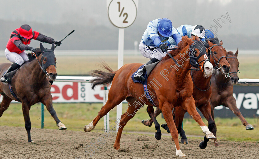 Swift-Approval-0003 
 SWIFT APPROVAL (Oisin Murphy) wins The Play Starburst Slot At sunbets.co.uk/vegas Handicap Lingfield 12 Jan 2018 - Pic Steven Cargill / Racingfotos.com