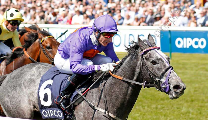 Grey-Britain-0003 
 GREY BRITAIN (Gerald Mosse) wins The Qatar Racing Handicap Newmarket 6 May 2018 - Pic Steven Cargill / Racingfotos.com