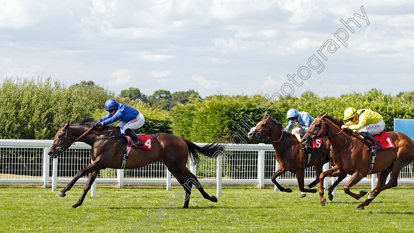 Passion-And-Glory-0001 
 PASSION AND GLORY (Hollie Doyle) beats REGAL REALITY (centre) and ADDEYBB (right) in The Davies Insurance Services Gala Stakes
Sandown 1 Jul 2022 - Pic Steven Cargill / Racingfotos.com