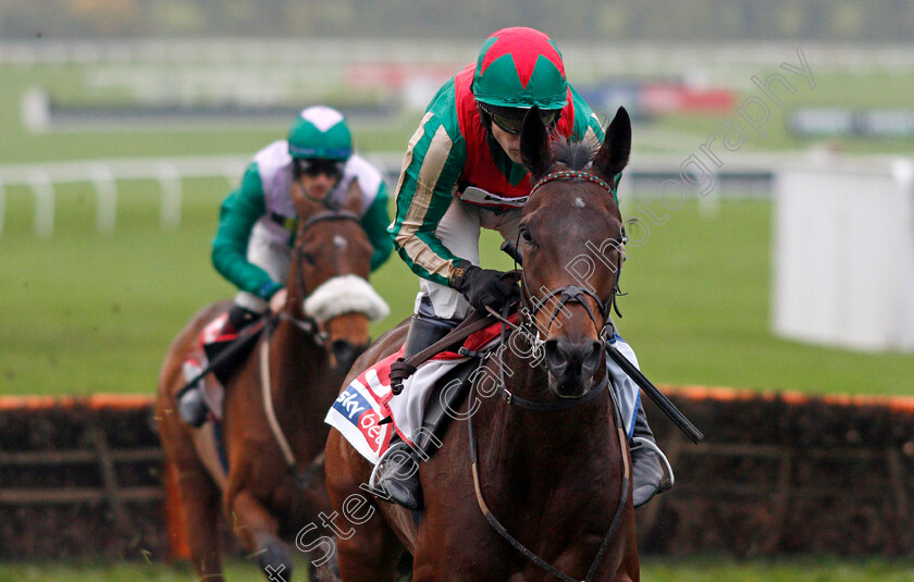 Eden-Du-Houx-0001 
 EDEN DU HOUX (Tom Scudamore)
Cheltenham 17 Nov 2019 - Pic Steven Cargill / Racingfotos.com