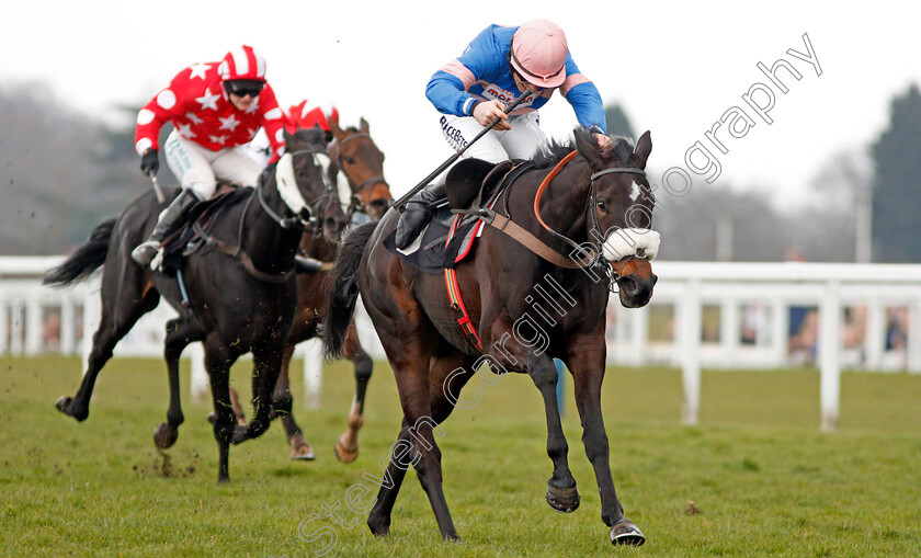 Malaya-0004 
 MALAYA (Sam Twiston-Davies) wins The Sport Relief/GBR Billion Steps Challenge Juvenile Handicap Hurdle 25 Mar 2018 - Pic Steven Cargill / Racingfotos.com