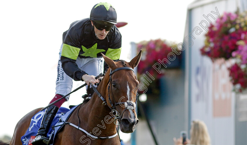 Magical-Zoe-0002 
 MAGICAL ZOE (W J Lee) wins Sky Bet Ebor Handicap
York 24 Aug 2024 - Pic Steven Cargill / Racingfotos.com