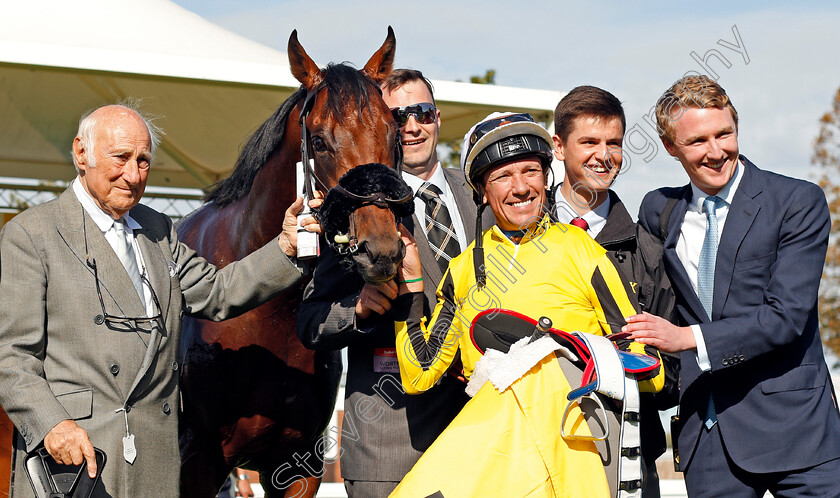 James-Garfield-0011 
 JAMES GARFIELD (Frankie Dettori) with trainer George Scott (right) and owner Bill Gredley (left) after The Dubai Duty Free Mill Reef Stakes Newbury 23 Sep 2017 - Pic Steven Cargill / Racingfotos.com