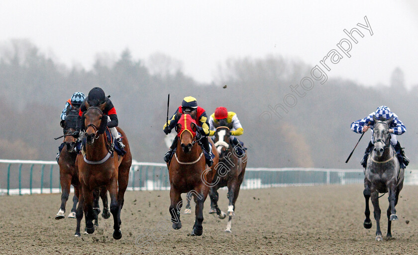 Bernie s-Boy-0001 
 BERNIE'S BOY (left, Nicola Currie) beats AWESOME ALLAN (centre) in The Betway Handicap Lingfield 14 Feb 2018 - Pic Steven Cargill / Racingfotos.com