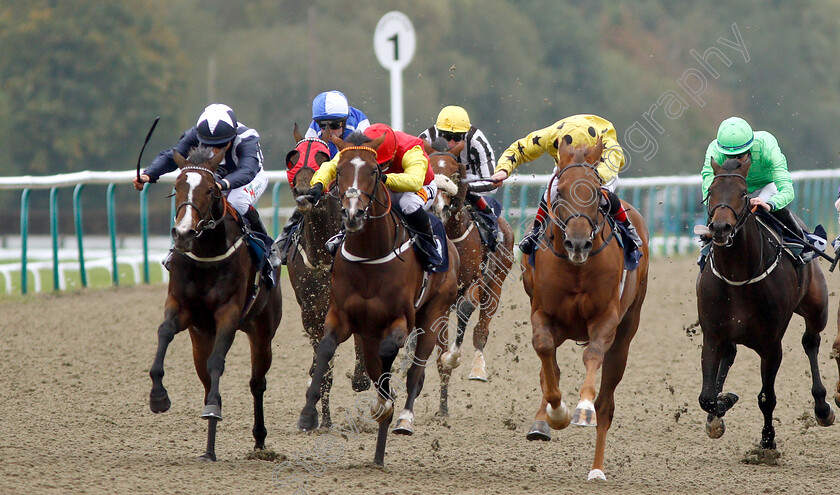 Space-Talk-0001 
 SPACE TALK (left, Nicola Currie) beats GRACEFUL JAMES (2nd right) and GOODWOOD SHOWMAN (2nd left) in The Best Odds Guaranteed At 188bet Handicap
Lingfield 4 Oct 2018 - Pic Steven Cargill / Racingfotos.com